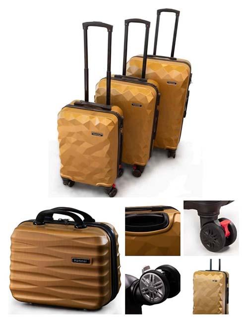 شنطة مكياج كبير ومنظمة الاغراض بألوان متعدده مع حزام خلفي لوضعها علي حقيبة السفر
