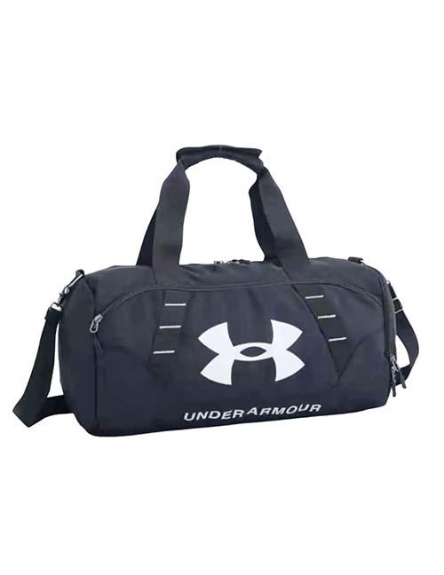 شنطة هاندباج under armour للرحلات قماش وتر بروف وسوستة رئيسية وسوستة فرعية ومكان مخصص للاب توب