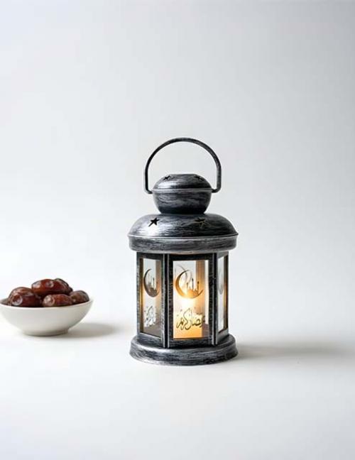 فانوس رمضان مودرن بتصميم إسلامي عتيق وإضاءة LED - تشكيلة ديكور رمضان 2026