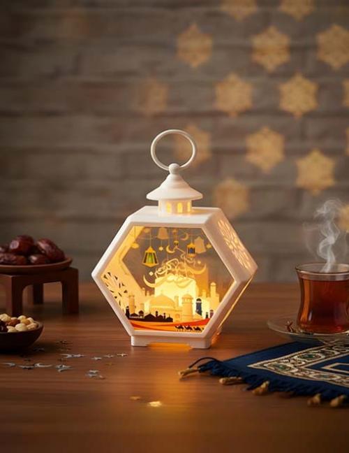 فانوس رمضان ديكور بإضاءة دافئة | فانوس رمضاني أنيق بتصميم سداسي