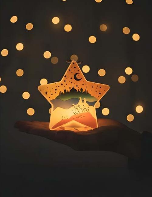 فانوس رمضان ميداليه على شكل نجمة بإضاءة LED – زينة رمضانية مميزة للأطفال
